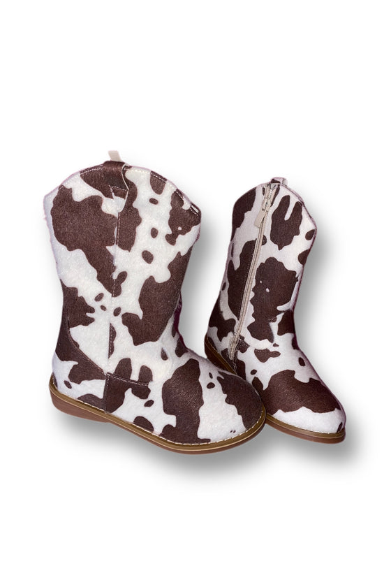 “BBWay Cutesy Boots” (Brown X White)